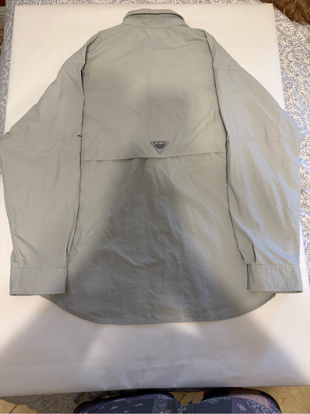 Columbia Light Gray Mesh-Lined Shirt with Navy Accent - Picture 5 of 5